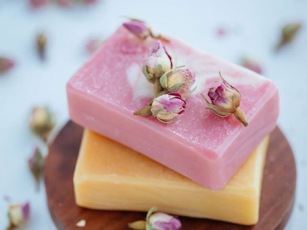 What Is the Use of Silicate in Soap Making? 3